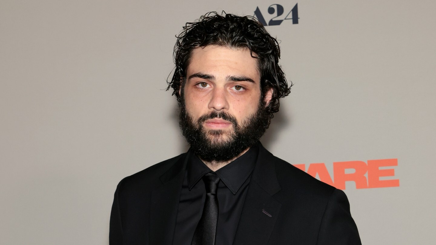 Noah Centineo attends the Los Angeles premiere of A24's 'Warfare' at DGA Theater Complex on March 27, 2025.