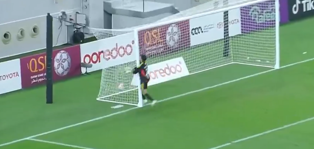 Pedro Martins' Al Gharafa wins with ex-FC Porto player Brahimi's goal