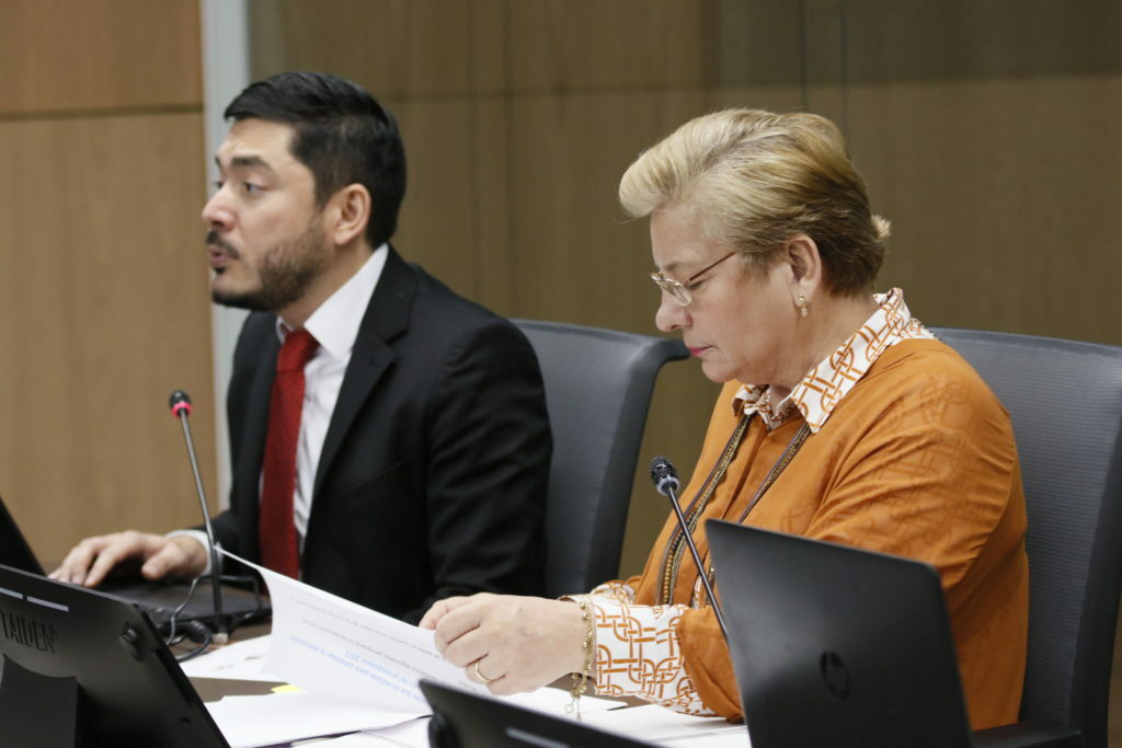 MEP contratará a Correos de Costa Rica para que recoja computadoras embodegadas en Fundación Omar Dengo desde 2023