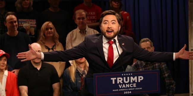 Bowen Yang as JD Vance on 'SNL'