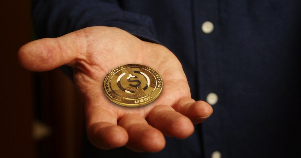 Congress must act to bank nonbanks from issuing stablecoins (BT)
