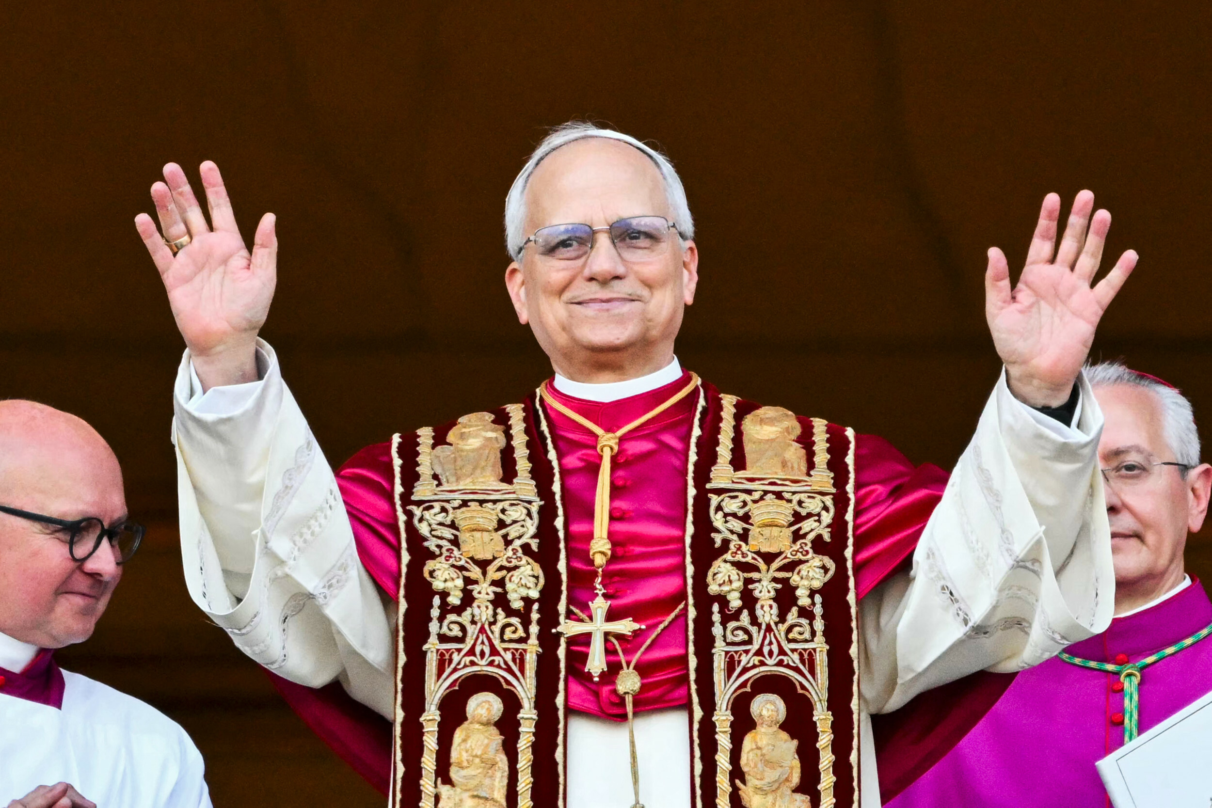 Pope Leo issues warning AI