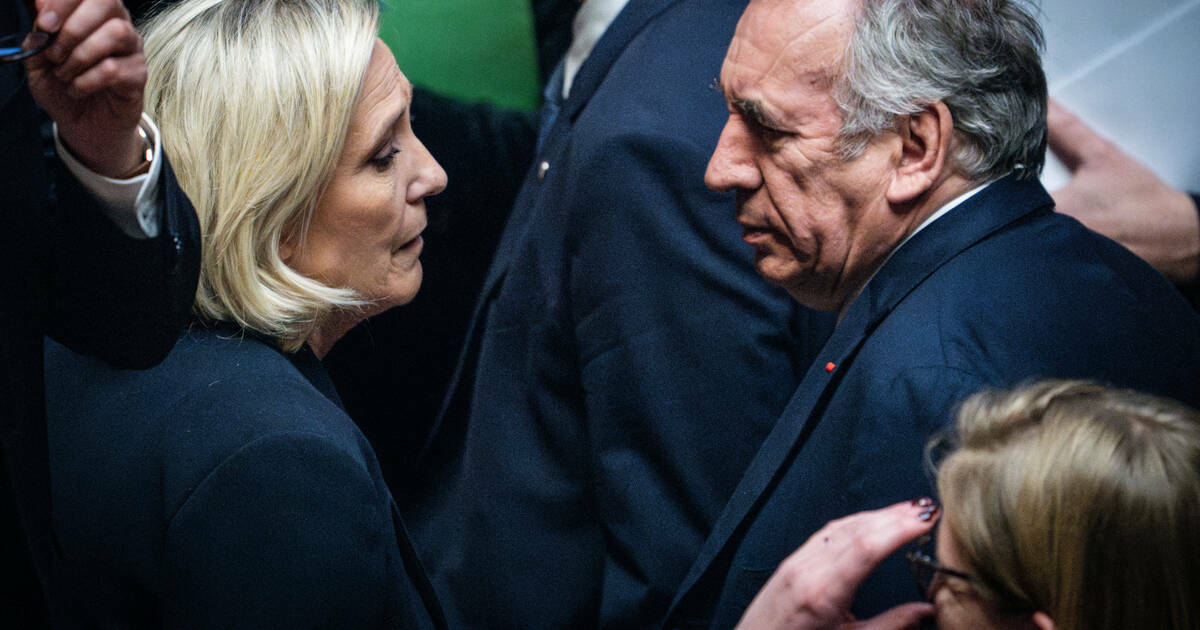 Marine Le Pen et François Bayrou, le 21 janvier 2025 à l'Assemblée nationale.