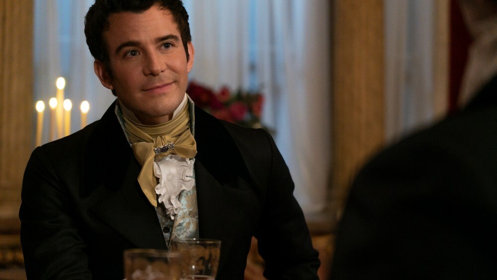 Bridgerton. Luke Thompson as Benedict Bridgerton in episode 306 of Bridgerton. Cr. Liam Daniel/Netflix © 202