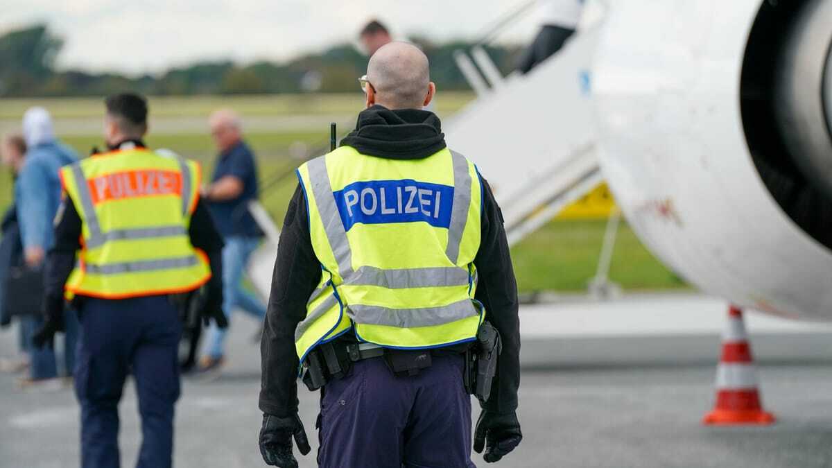 Rechtsextremisten dürfen nicht nach Italien