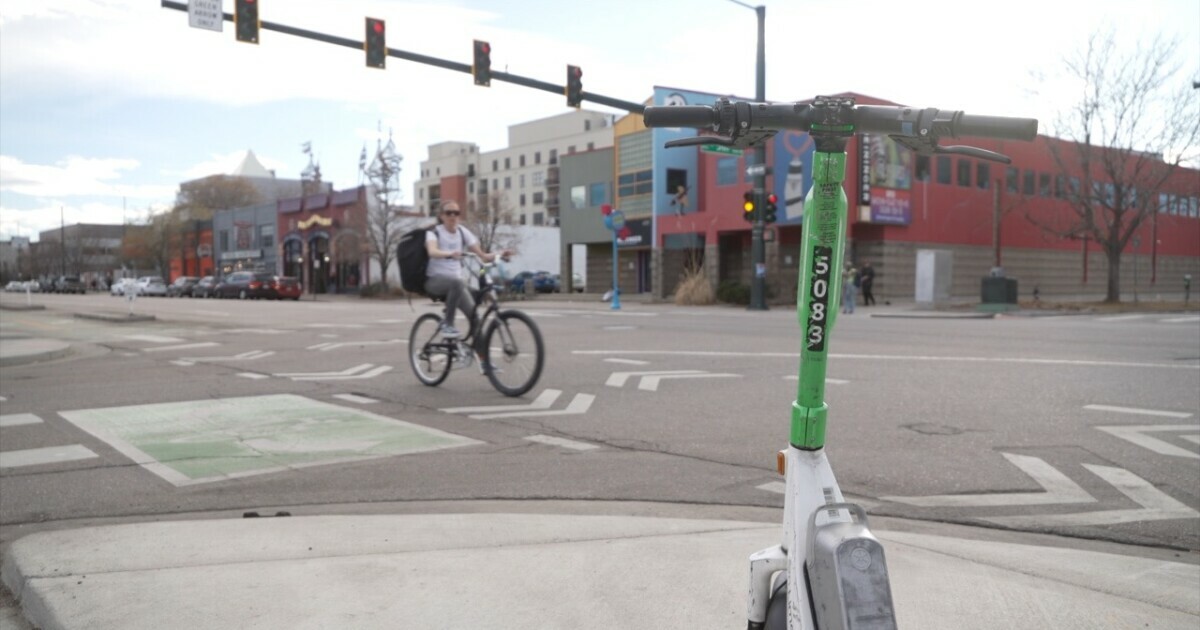 scooter 2.jpg