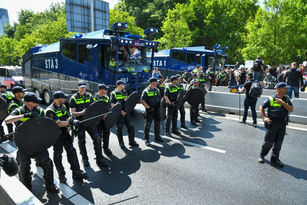 Om het demonstratierecht te beschermen moeten we grenzen stellen