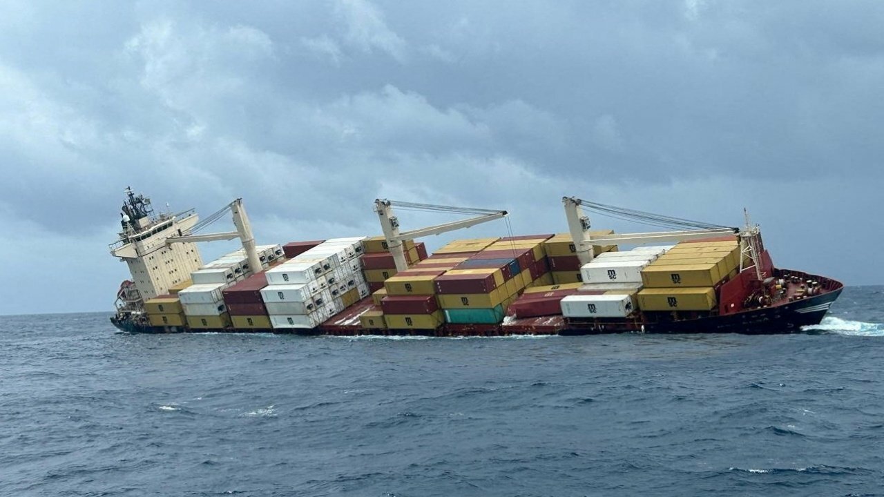 Toxic Ship Sinks Off Kerala Coast, India Issues Warning