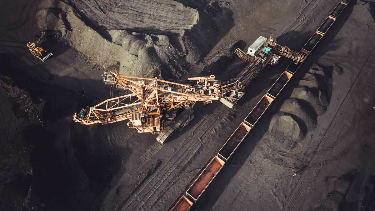 coal-mine-train-loader-siemens-adani-train-rail-Edit-1200