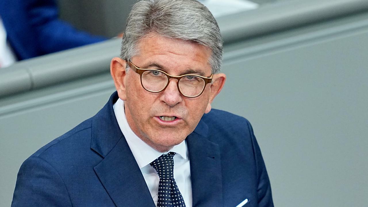 Bundesregierung plant Digitalabgabe für große Tech-Konzerne Bundesregierung plant Digitalabgabe für große Tech-Konzerne