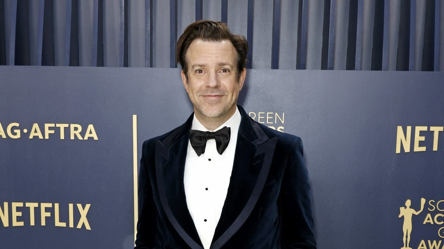 LOS ANGELES, CALIFORNIA - FEBRUARY 24: Jason Sudeikis attends the 30th Annual Screen Actors Guild Awards at Shrine Auditorium and Expo Hall on February 24, 2024 in Los Angeles, California. (Photo by Frazer Harrison/Getty Images) LOS ANGELES, CALIFORNIA - FEBRUARY 24: Jason Sudeikis attends the 30th Annual Screen Actors Guild Awards at Shrine Auditorium and Expo Hall on February 24, 2024 in Los Angeles, California. (Photo by Frazer Harrison/Getty Images)
