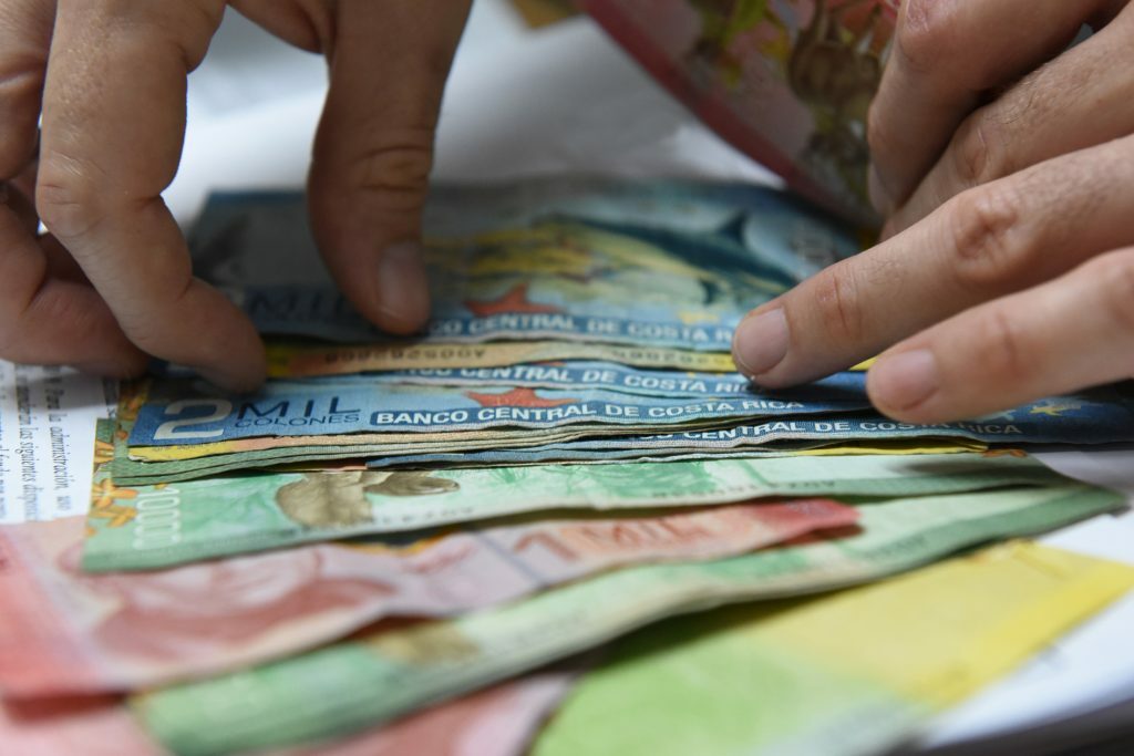 Hacienda deja de percibir más de ₡2 billones por exoneraciones en Renta e IVA