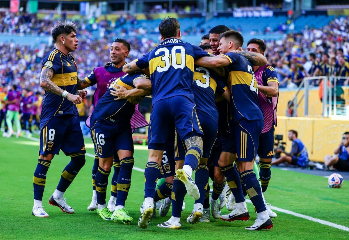 Boca Juniors Takes Lead Over Benfica in FIFA Club World Cup Opener
