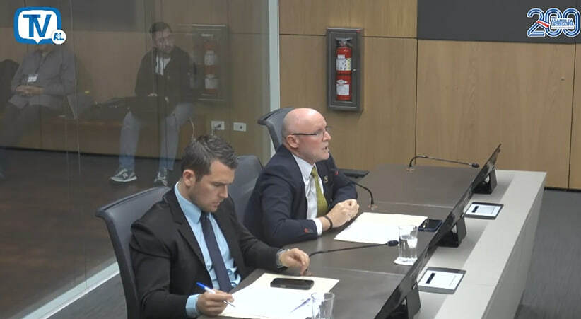 Brunner admite que ley del sistema bancario no exigía concurso para elegir gerente del Banco Nacional