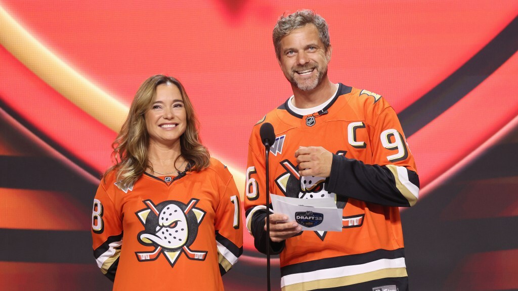 Marguerite Moreau and Joshua Jackson announce Roger McQueen as the Anaheim Ducks 10th overall pick during the first round of the 2025 NHL Draft on June 27, 2025 in Los Angeles, California. Marguerite Moreau and Joshua Jackson announce Roger McQueen as the Anaheim Ducks 10th overall pick during the first round of the 2025 NHL Draft on June 27, 2025 in Los Angeles, California.