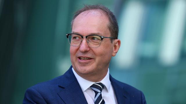 Alexander Dobrindt, Vorsitzender der CSU-Landesgruppe, nach der Sitzung des CSU-Vorstands am 28.04.2025 in München 