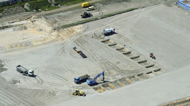 Luftaufnahme einer großen Baustelle