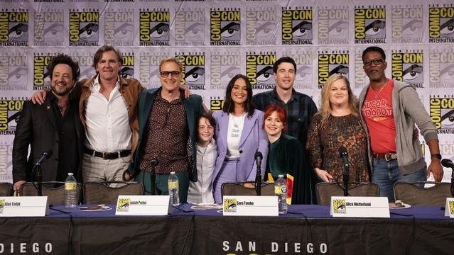 COMIC-CON INTERNATIONAL: SAN DIEGO 2022 -- Syfys Resident Alien Panel -- Pictured: (l-r) Giorgio A. Tsoukalos, Chris Sheridan, Alan Tudyk, Judah Prehn, Sara Tomko, Alice Wetterlund, Levi Fiehler, Corey Reynolds, Elizabeth Bowen -- (Photo by: Todd Williamson/Peacock via Getty Images)