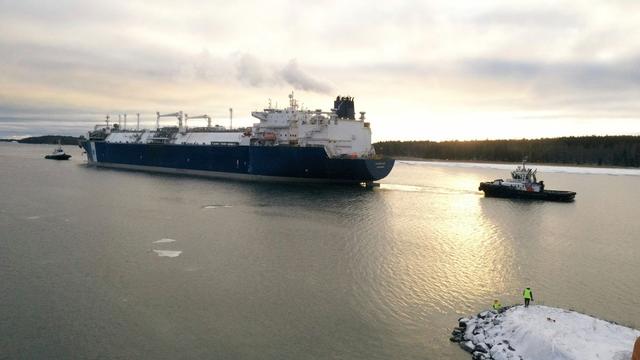 EU to speed up phase out of Russian energy amid US pressure 