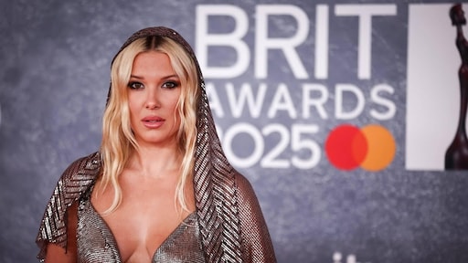 Millie Bobby Brown vindt berichten over haar uiterlijk 'pesterig' Millie Bobby Brown vindt berichten over haar uiterlijk 'pesterig'