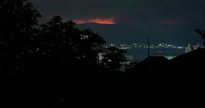 THE LATEST #NEWS AT THIS HOUR: RUSSIAS LARGEST #OIL REFINERIES ATTACKED: Satellite images provided by Radio Free #Europe show that at least four or five fuel tanks at Grushovaya, #Russias largest petroleum storage facility in the Caucasus, have been destroyed by a Ukrainian strike on June 8.