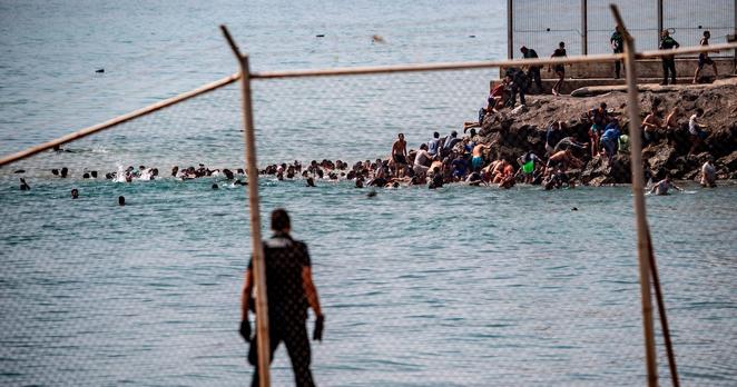 [lalibre] "Urgence humanitaire" en Espagne après lentrée massive et illégale de migrants #Europe 