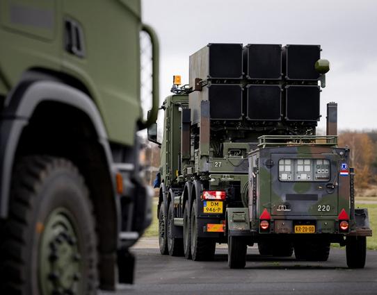 KYIV POST: Zelensky Orders Ambassadors to Secure Weapons, Advance Europes FREYJA Missile Shield President Volodymyr Zelensky said Ukrainian ambassadors will advance the Freyja anti-ballistic defense project in Europe and negotiate new drone agreements. He instructed diplomats to prioritize securing weapons and air defense systems for Ukraine. #Ukraine #World #Europe