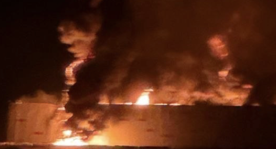 KYIV INDEPENDENT: Ukrainian drones reportedly strike Wildberries warehouse in Russias Tula Oblast  Ukrainian drones targeted a Wildberries warehouse in Russias Tula Oblast overnight on Aug. 5, monitoring channels reported. #Ukraine