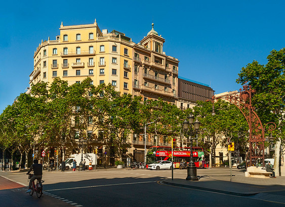 Sunny day on Passeig de Gràcia Ave
Barcelona