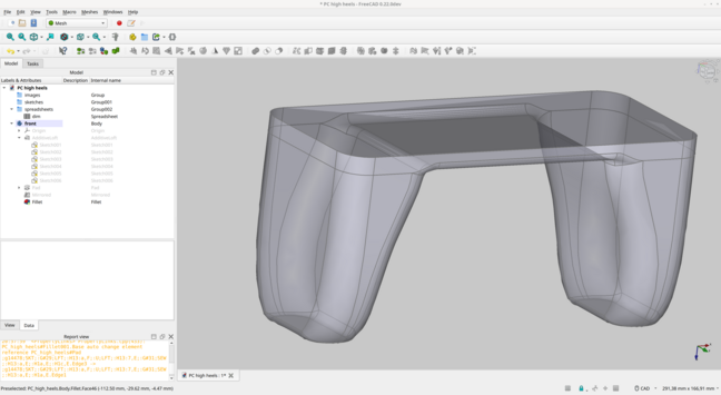 screenshot FreeCAD w/ front feet joined to one firm 3d printable part