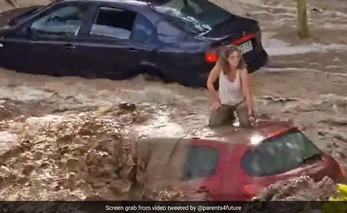 Flooding in Spain Kills 51