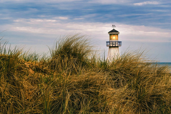 New Buffalo Beach Lighthouse ~ New Buffalo, Michigan 

Nikon D7500, Sigma 18-300, ISO 200, f/10.0, 52mm, 1/320s