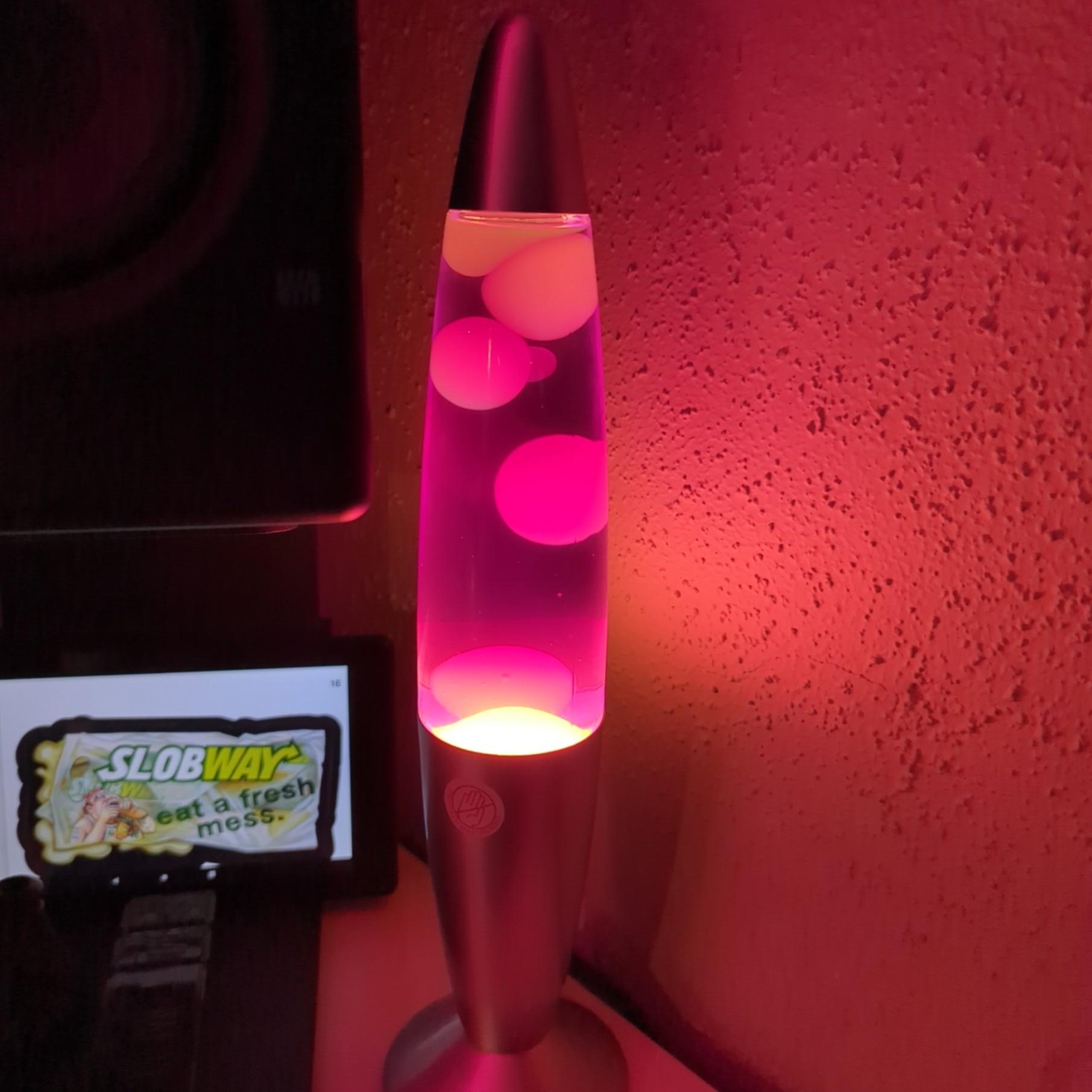 A svelte, but curvy lava lamp