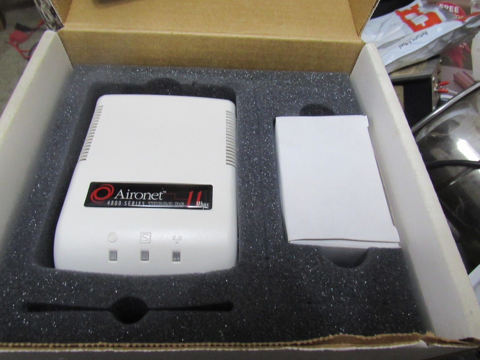 Aironet 4800 WiFi AP in box