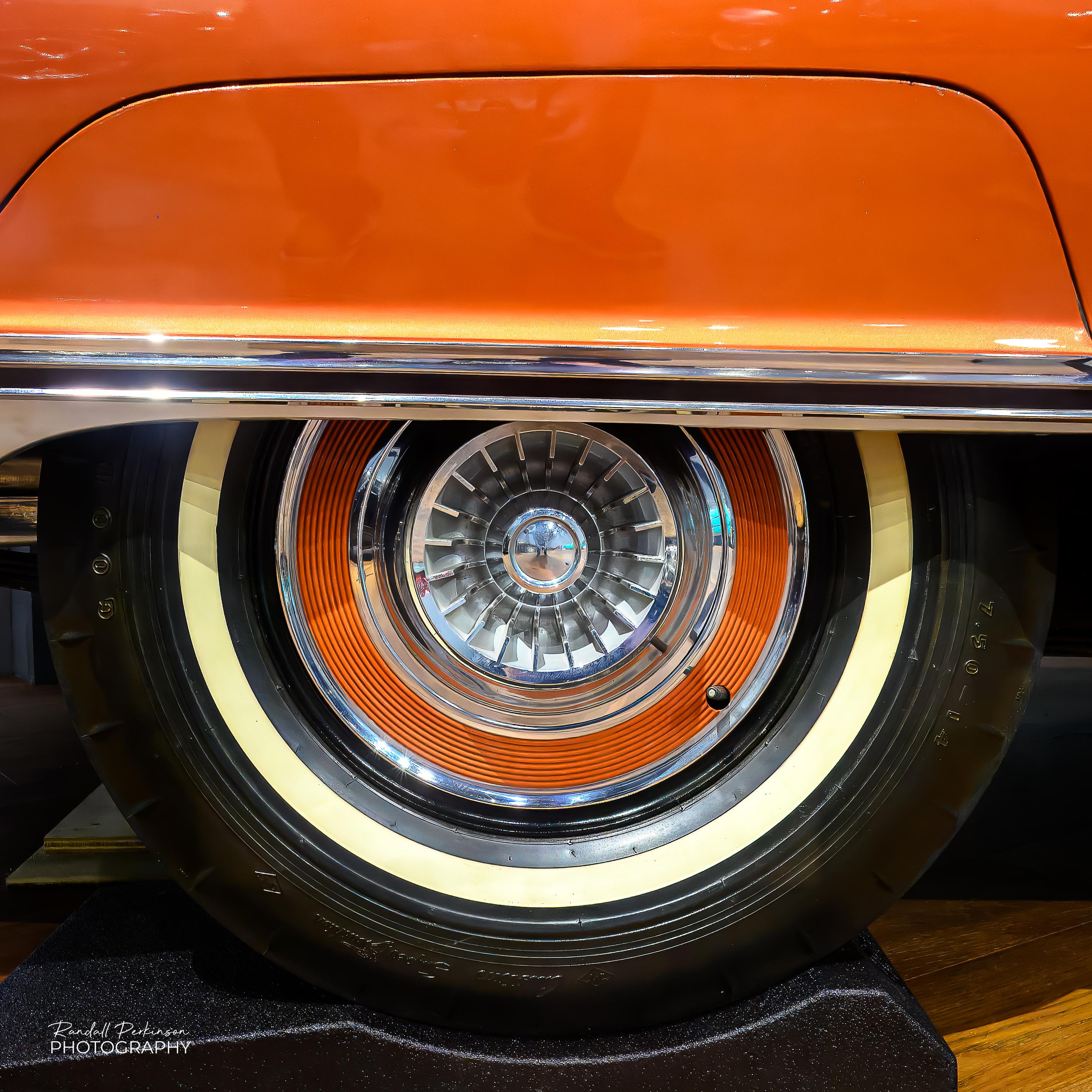 Rear wheel of the Chrysler Turbine Car.