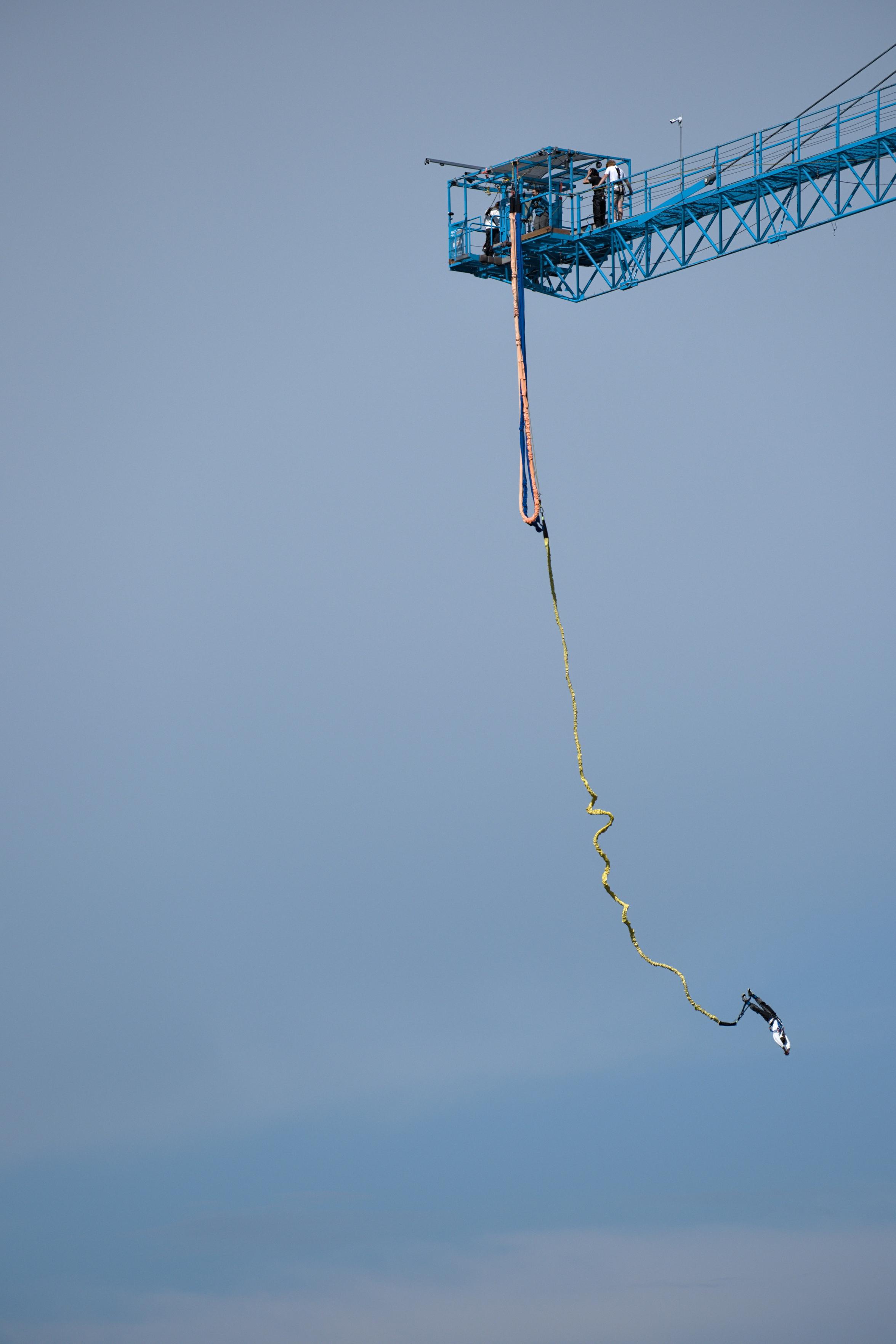 A bungee jumper on the rebound