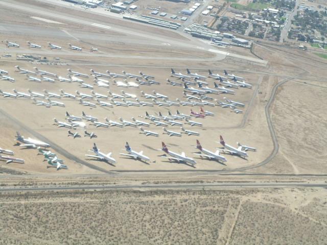 A lazy lap over the Mojave looking down on the bone yard.