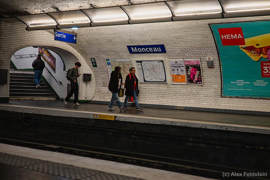 Paris Metro
Monceau station