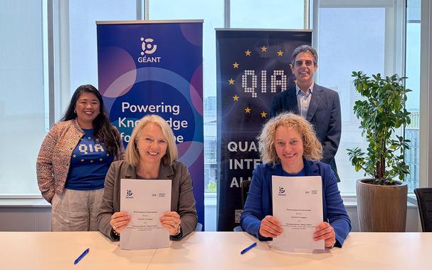 Group picture of MoU signing
