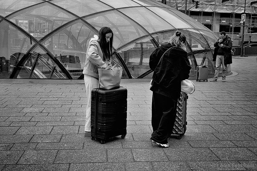 Young women traveling by Gare Saint Lazare