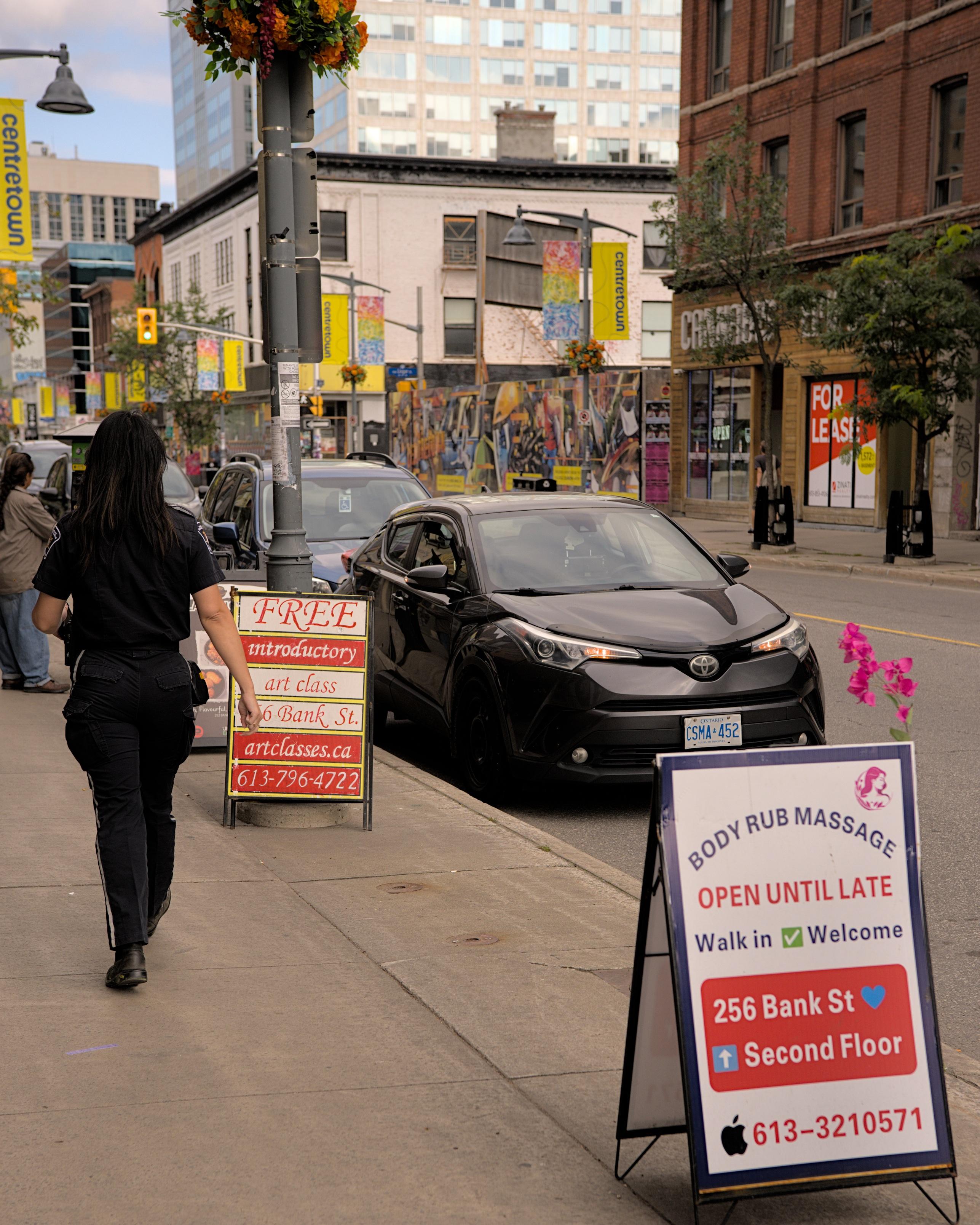 Bank Street doing its thing.