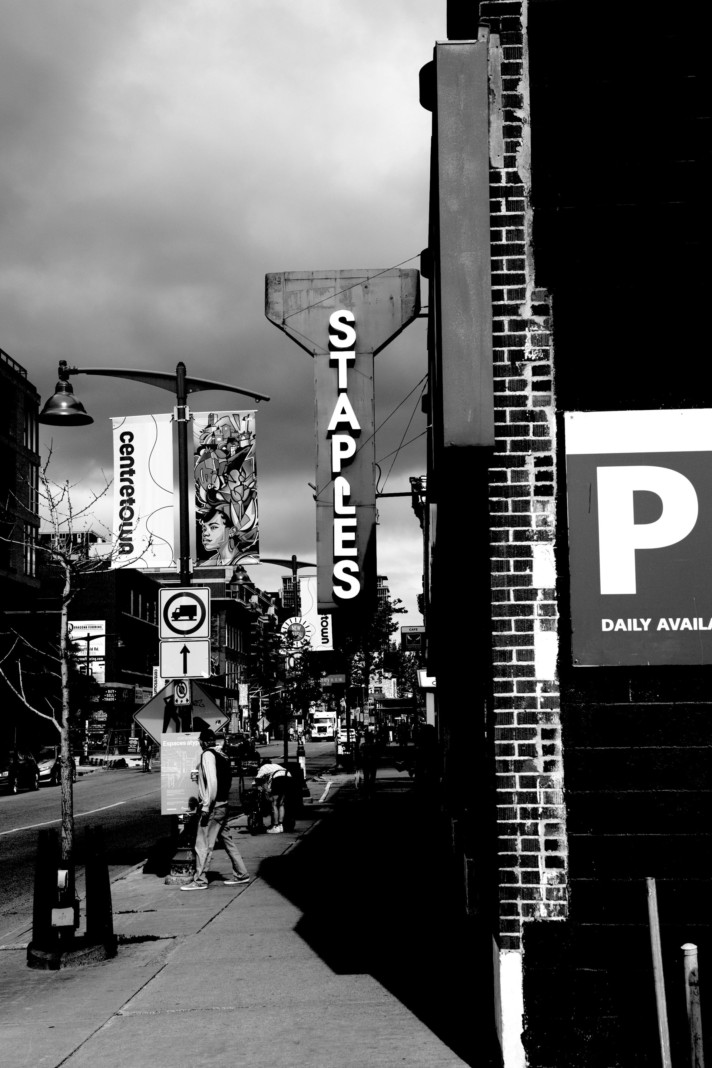 Seems like a pretty retro styling for the Staples sign.
